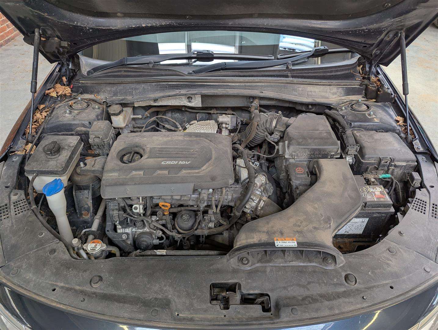 <p>2017 KIA OPTIMA GT-LINE S ISG CRDI</p>