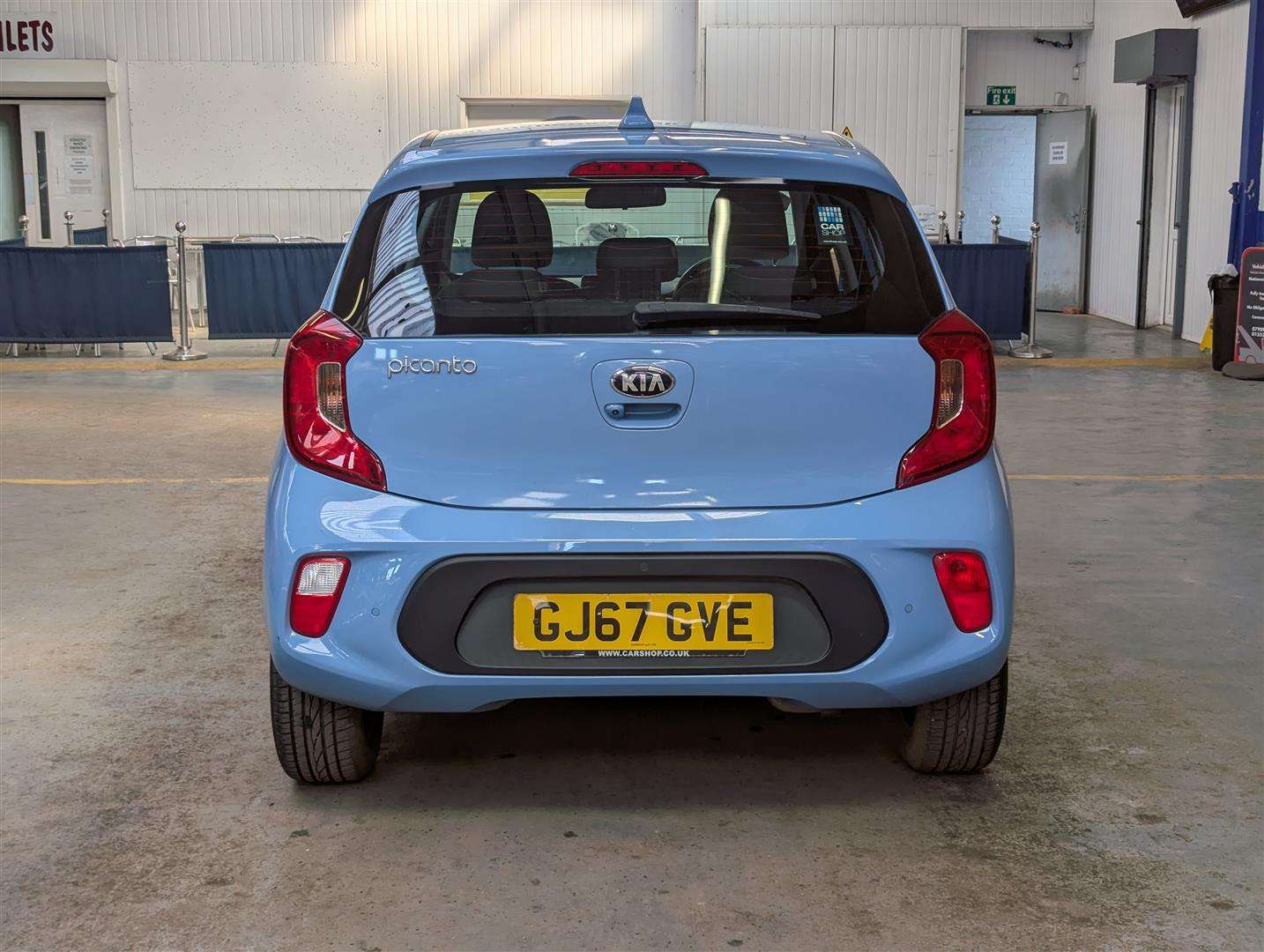 <p>2017 KIA PICANTO 3</p>