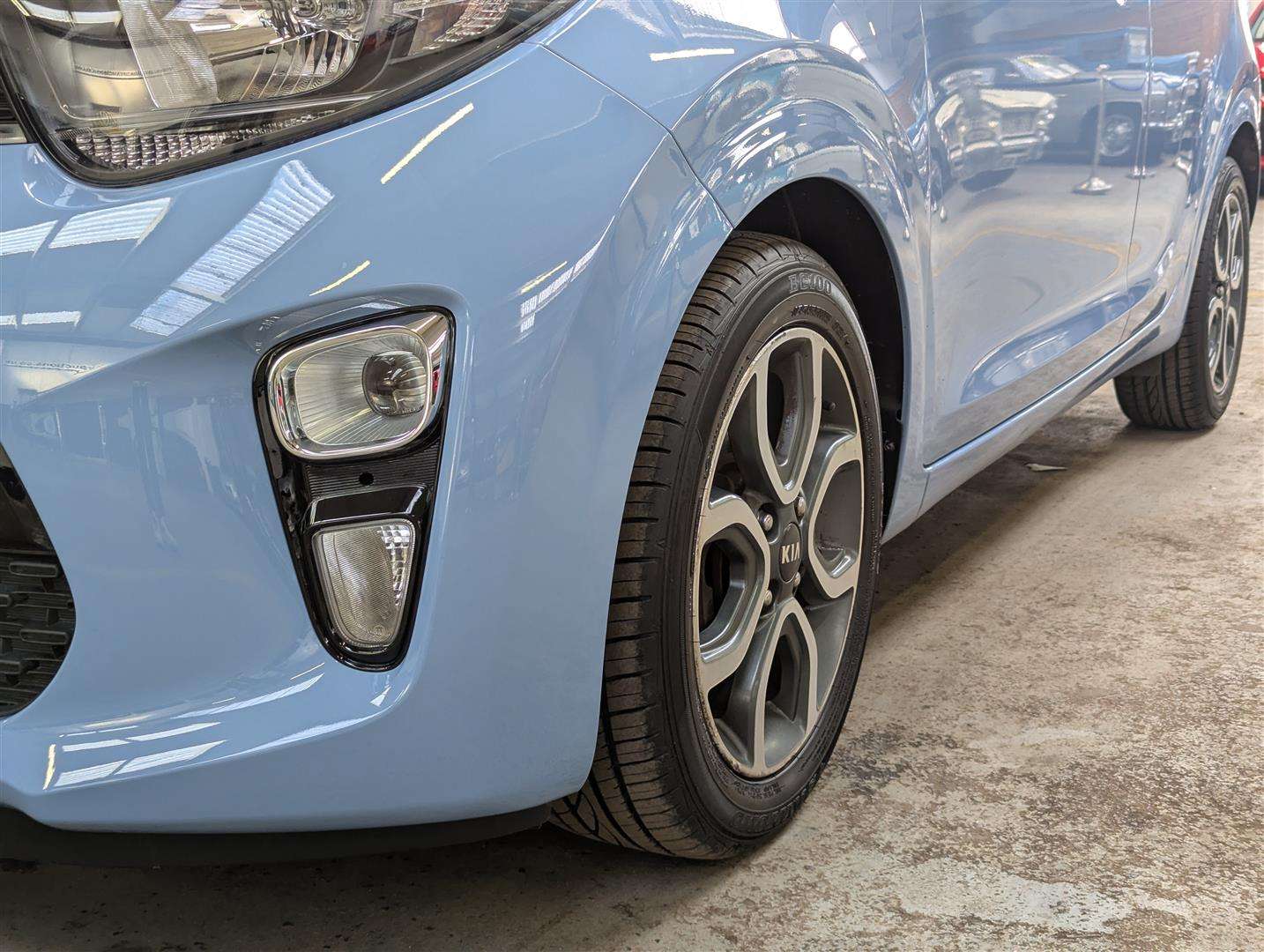 <p>2017 KIA PICANTO 3</p>