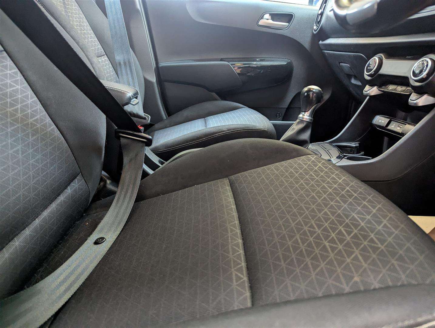 <p>2017 KIA PICANTO 3</p>