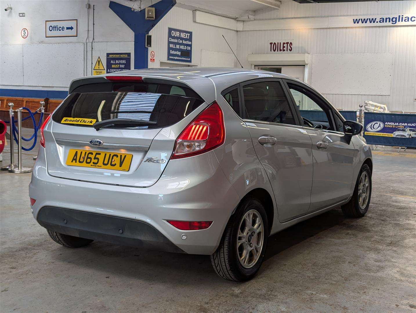 <p>2015 FORD FIESTA TITANIUM ECONETIC</p>