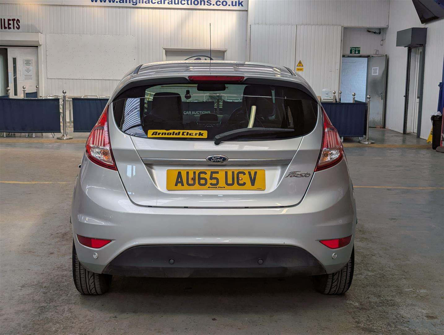 <p>2015 FORD FIESTA TITANIUM ECONETIC</p>