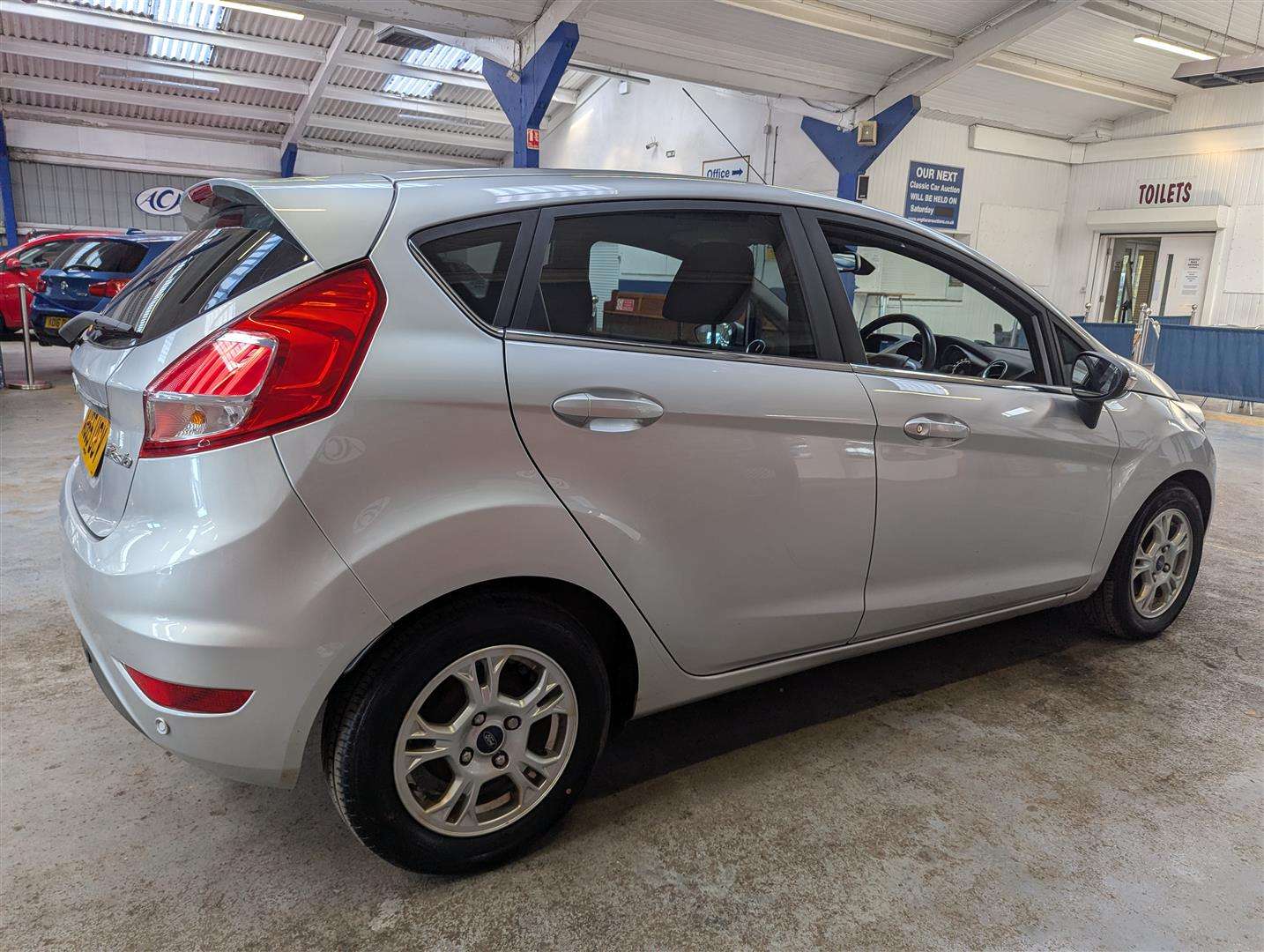 <p>2015 FORD FIESTA TITANIUM ECONETIC</p>