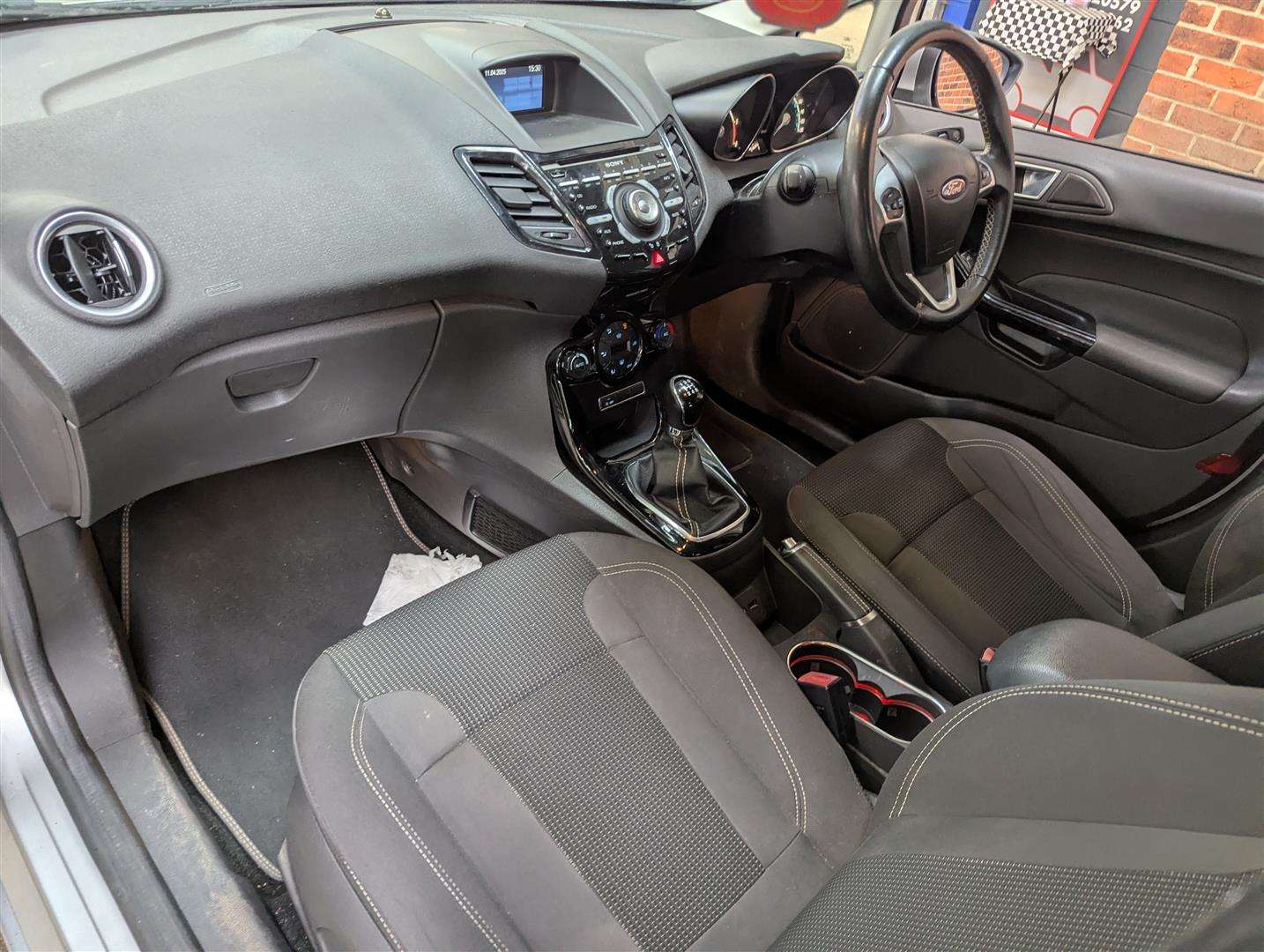 <p>2015 FORD FIESTA TITANIUM ECONETIC</p>