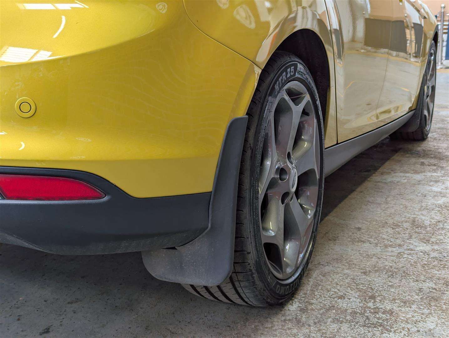 <p>2011 FORD FOCUS TITANIUM TURBO</p>