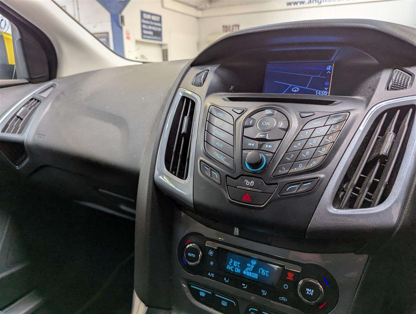 <p>2011 FORD FOCUS TITANIUM TURBO</p>