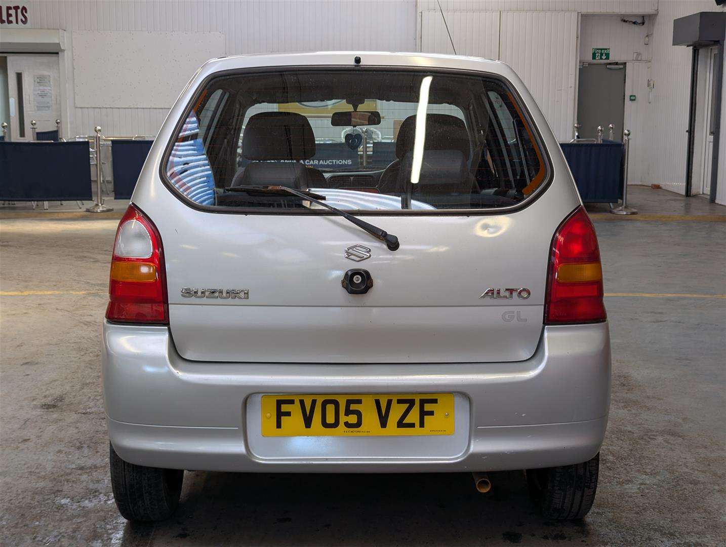 <p>2005 SUZUKI ALTO GL AUTO</p>