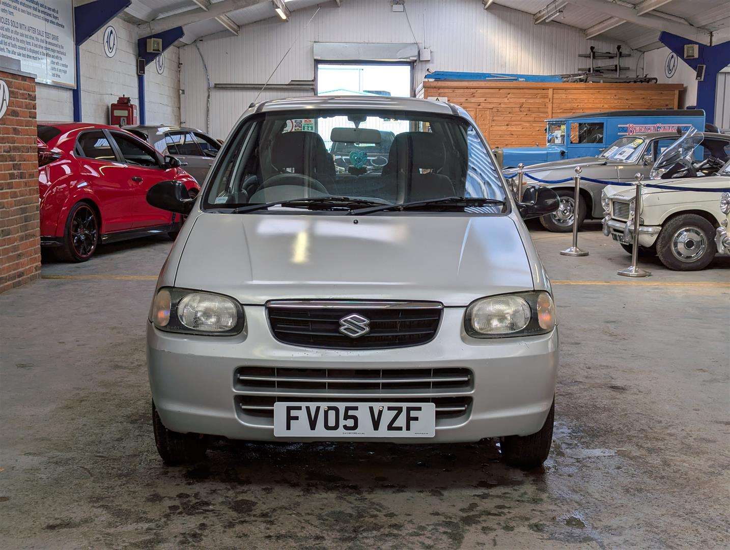 <p>2005 SUZUKI ALTO GL AUTO</p>