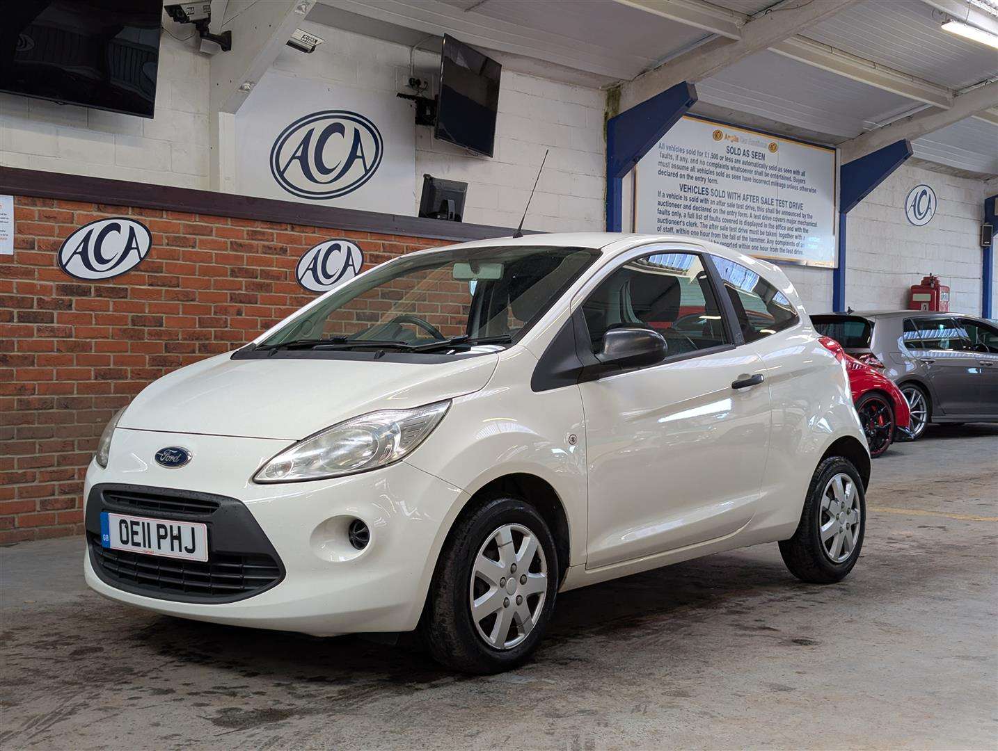 <p>2011 FORD KA STUDIO</p>