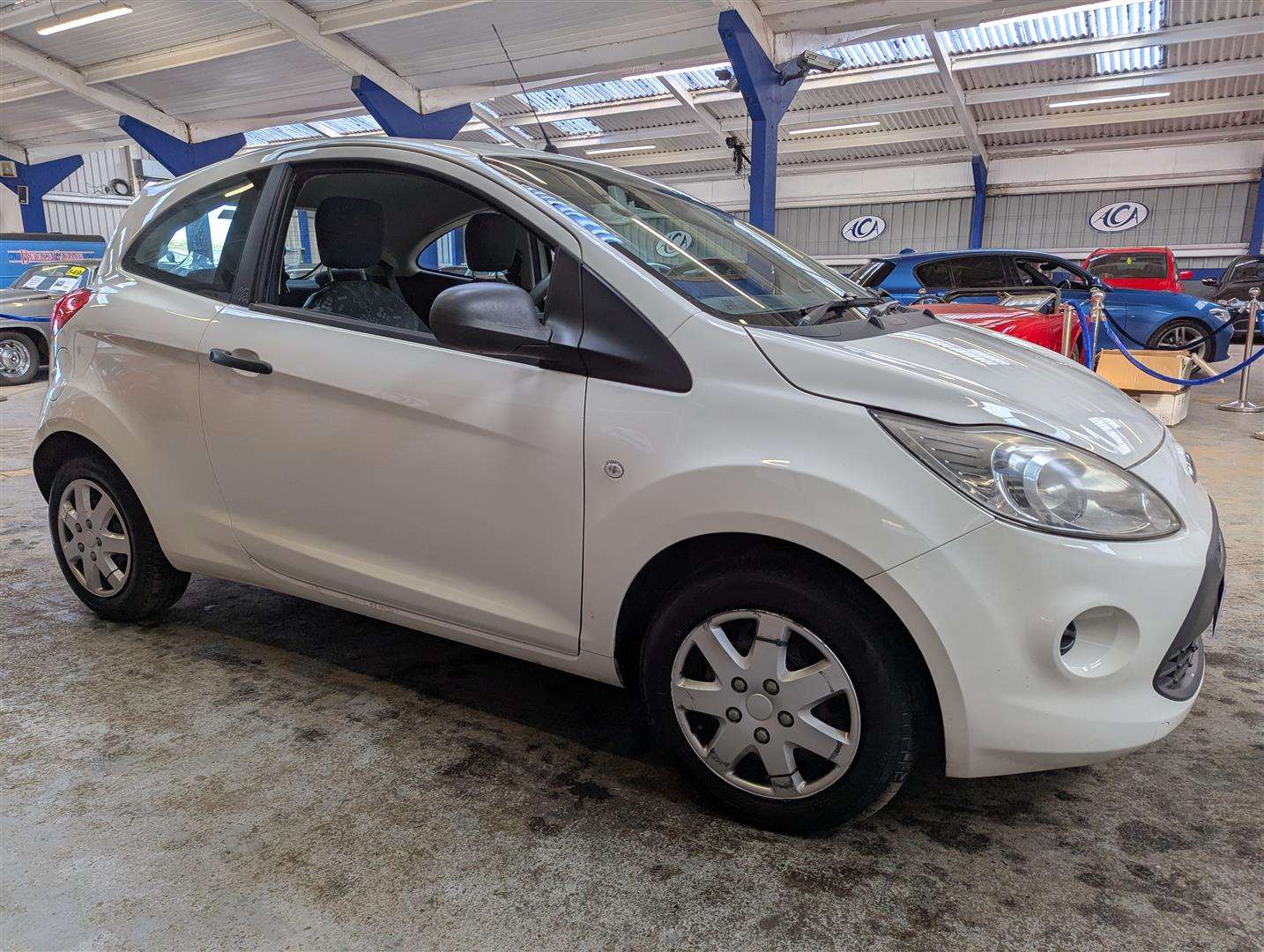 <p>2011 FORD KA STUDIO</p>