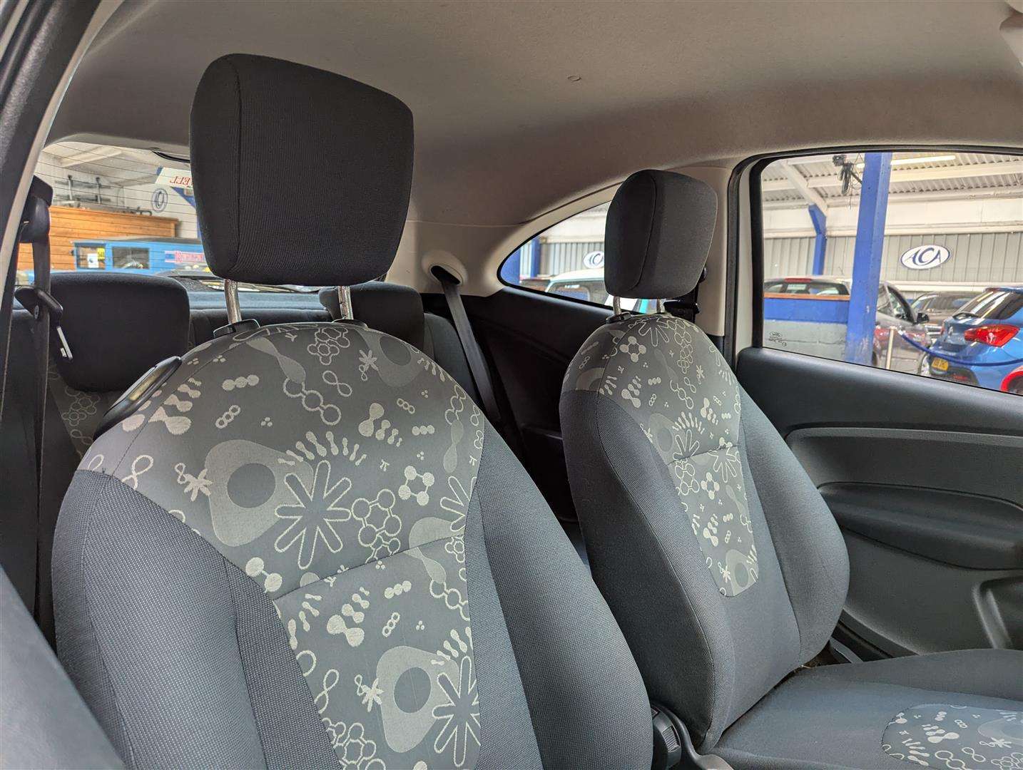 <p>2011 FORD KA STUDIO</p>