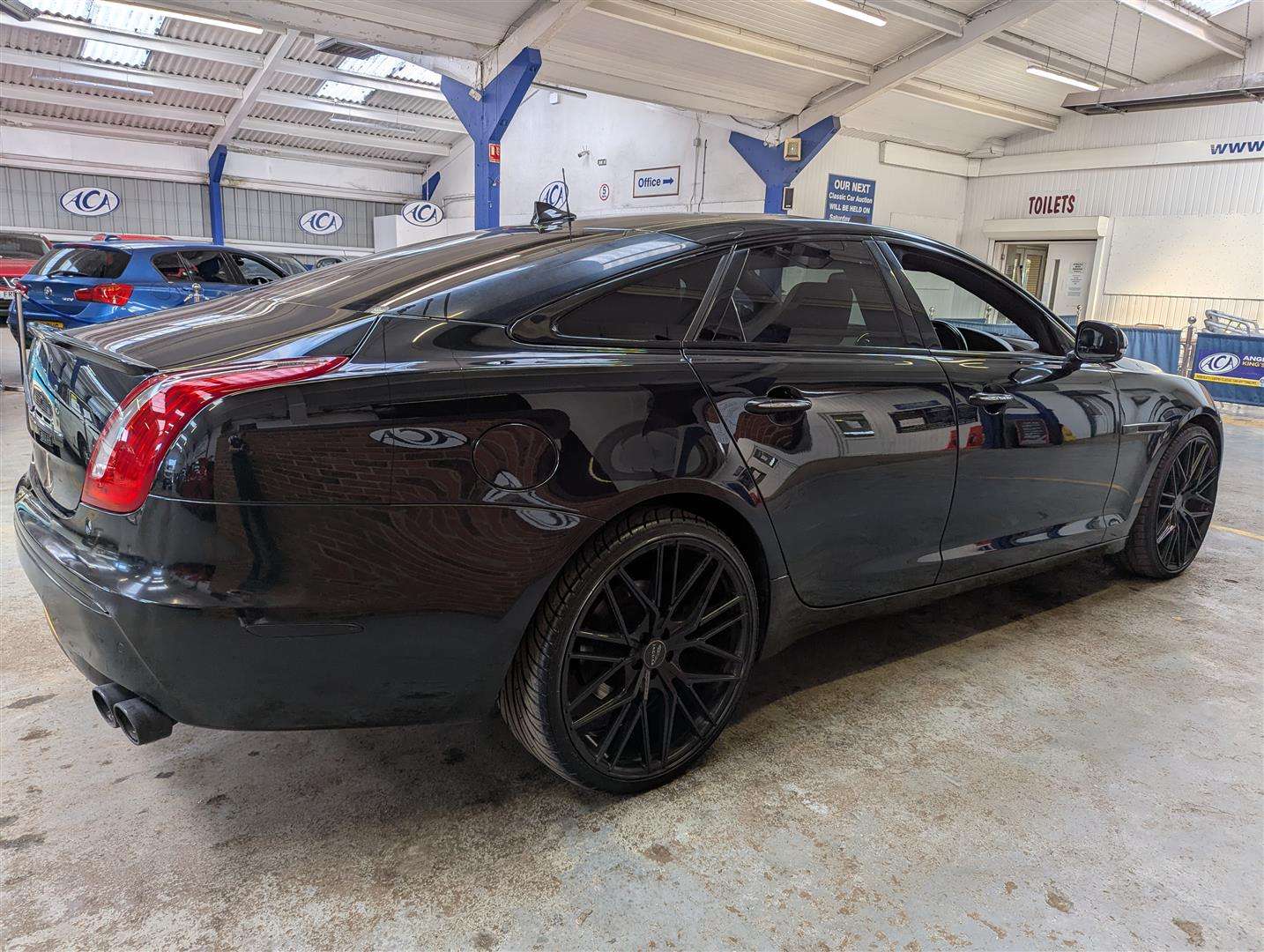 <p>2015 JAGUAR XJ PORTFOLIO V6 D AUTO</p>