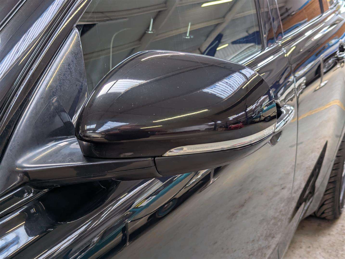 <p>2015 JAGUAR XJ PORTFOLIO V6 D AUTO</p>