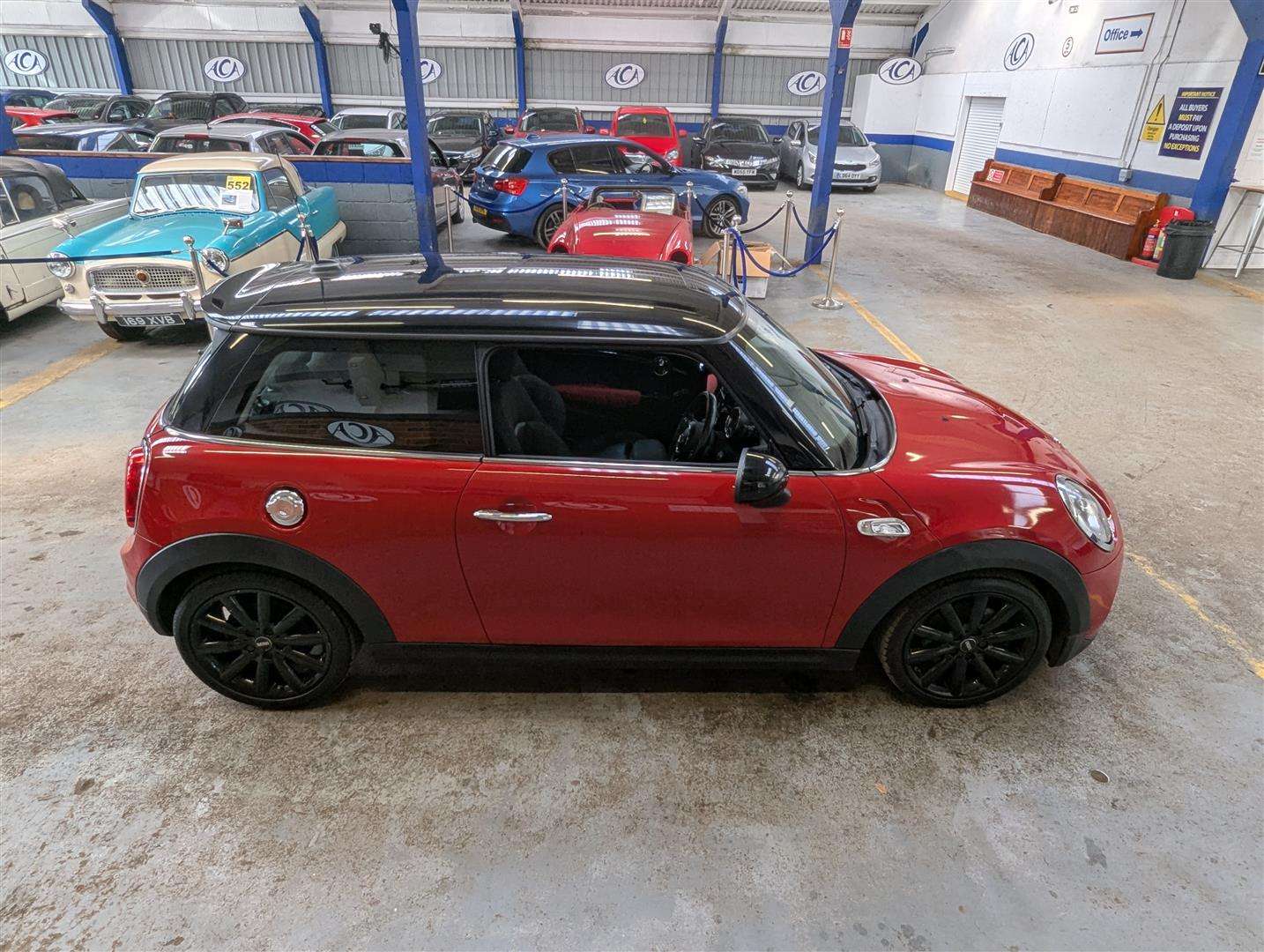 <p>2014 MINI COOPER SD</p>