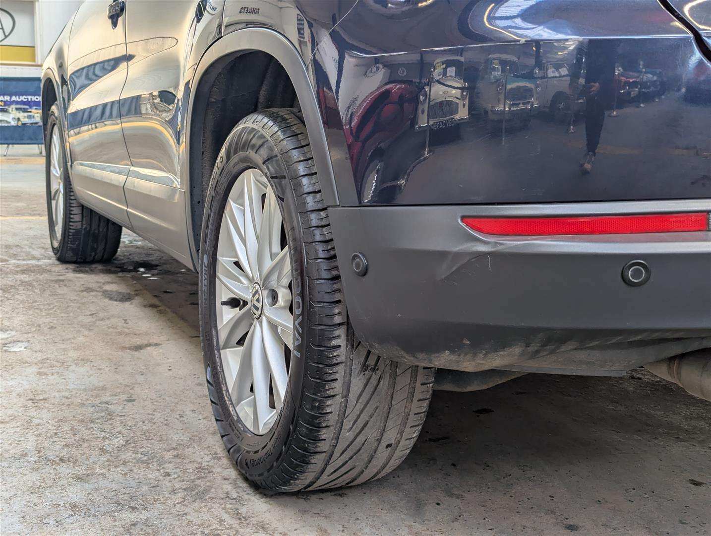 <p>2013 VOLKSWAGEN TIGUAN SE TDI BLUEMOTION</p>