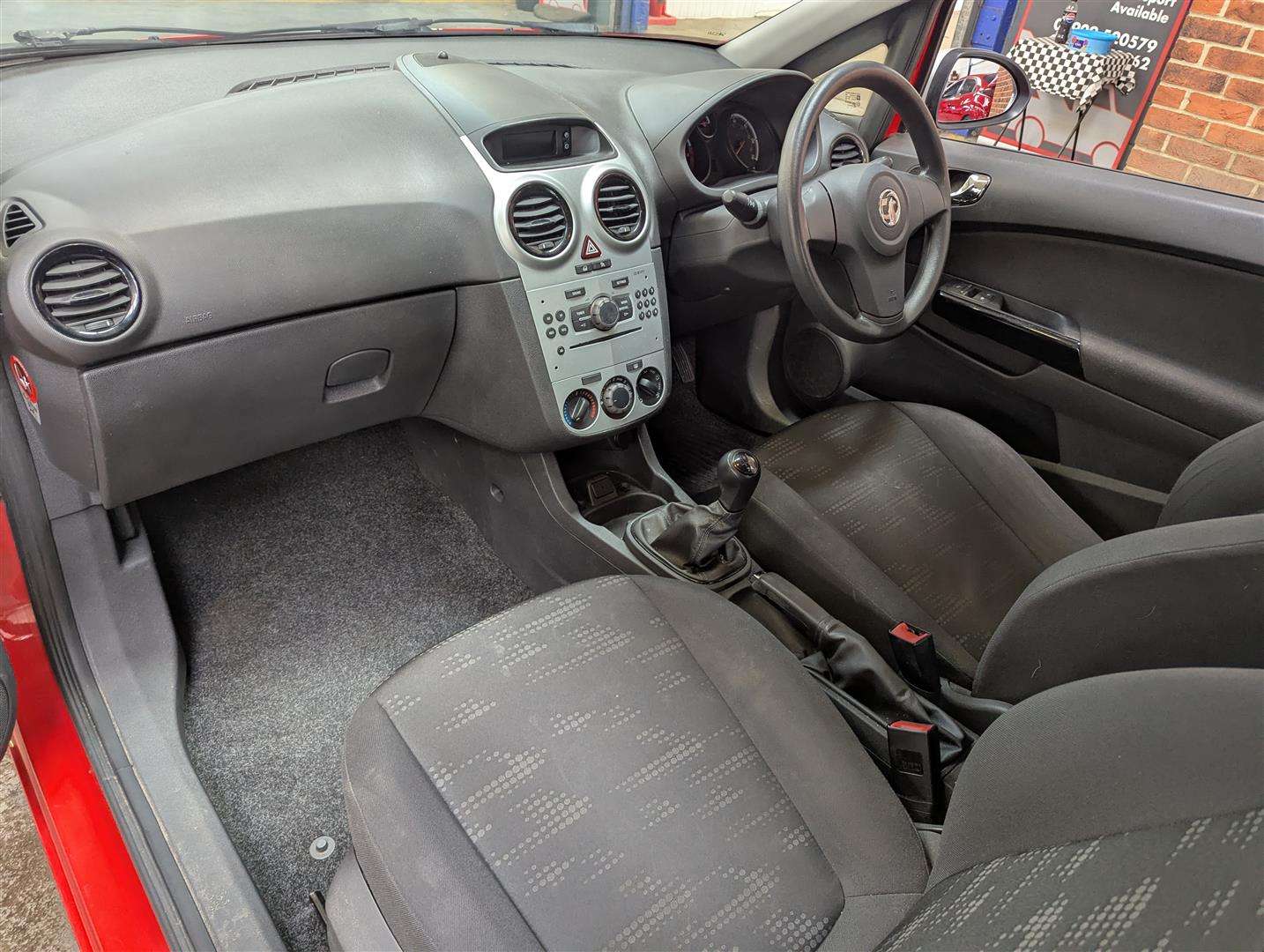 <p>2014 VAUXHALL CORSA STING ECOFLEX</p>