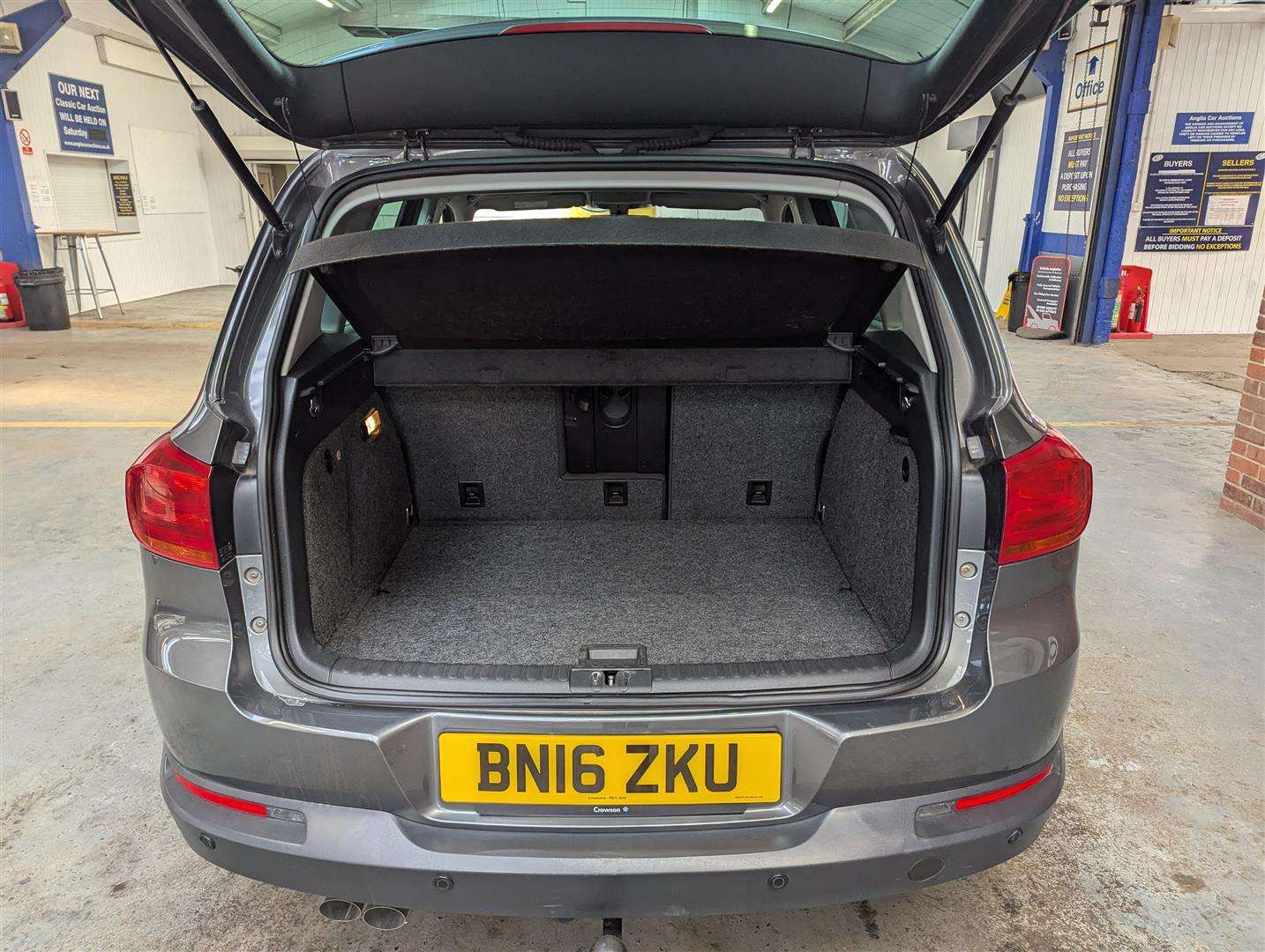 <p>2016 VOLKSWAGEN TIGUAN MATCH ED TDI BMT 4</p>