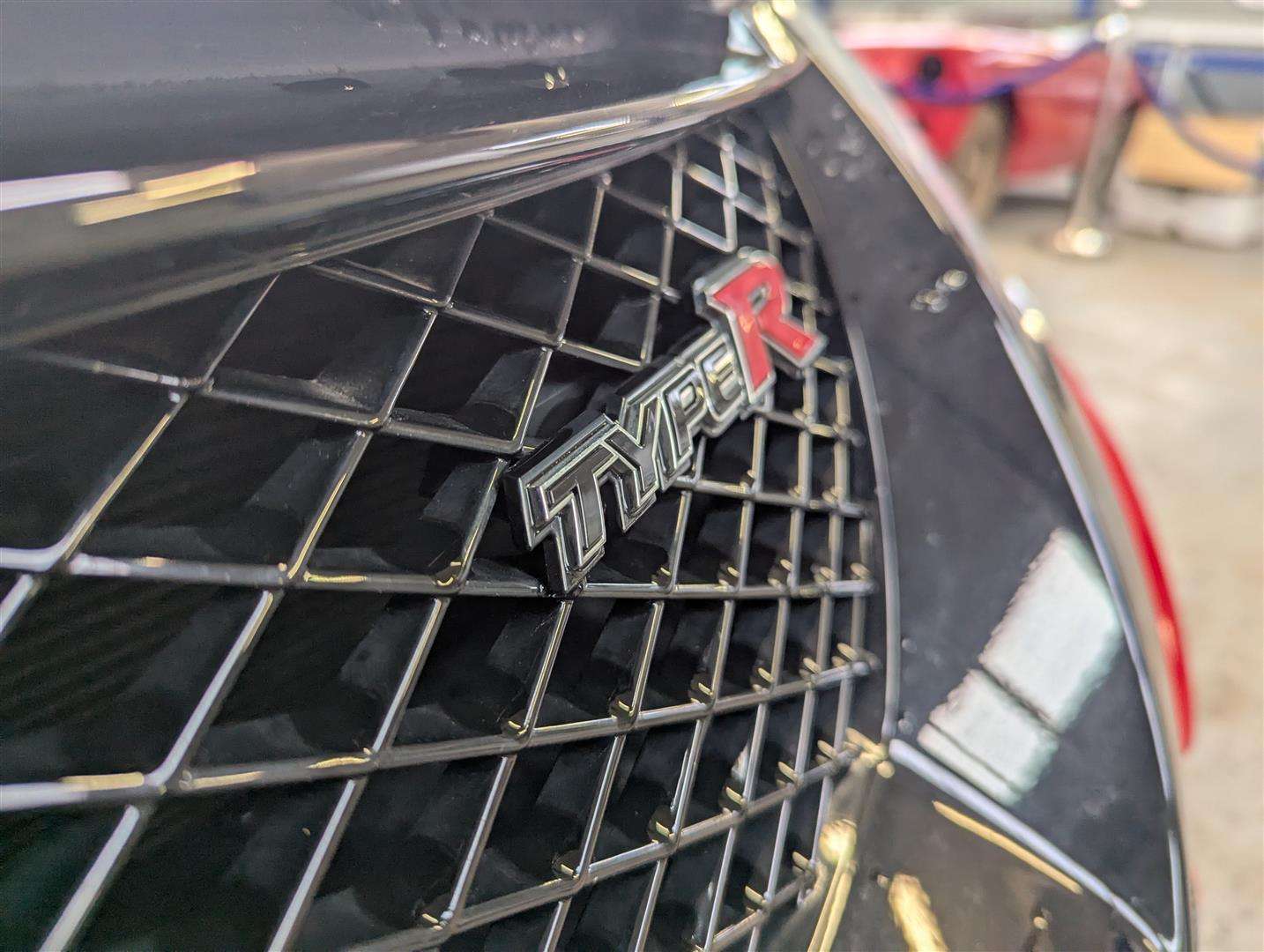 <p>2015 HONDA CIVIC GT TYPE R I-VTEC - ONLY 14,000 MILES.</p>