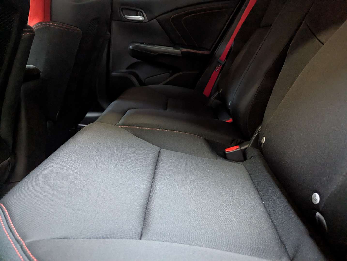 <p>2015 HONDA CIVIC GT TYPE R I-VTEC - ONLY 14,000 MILES.</p>