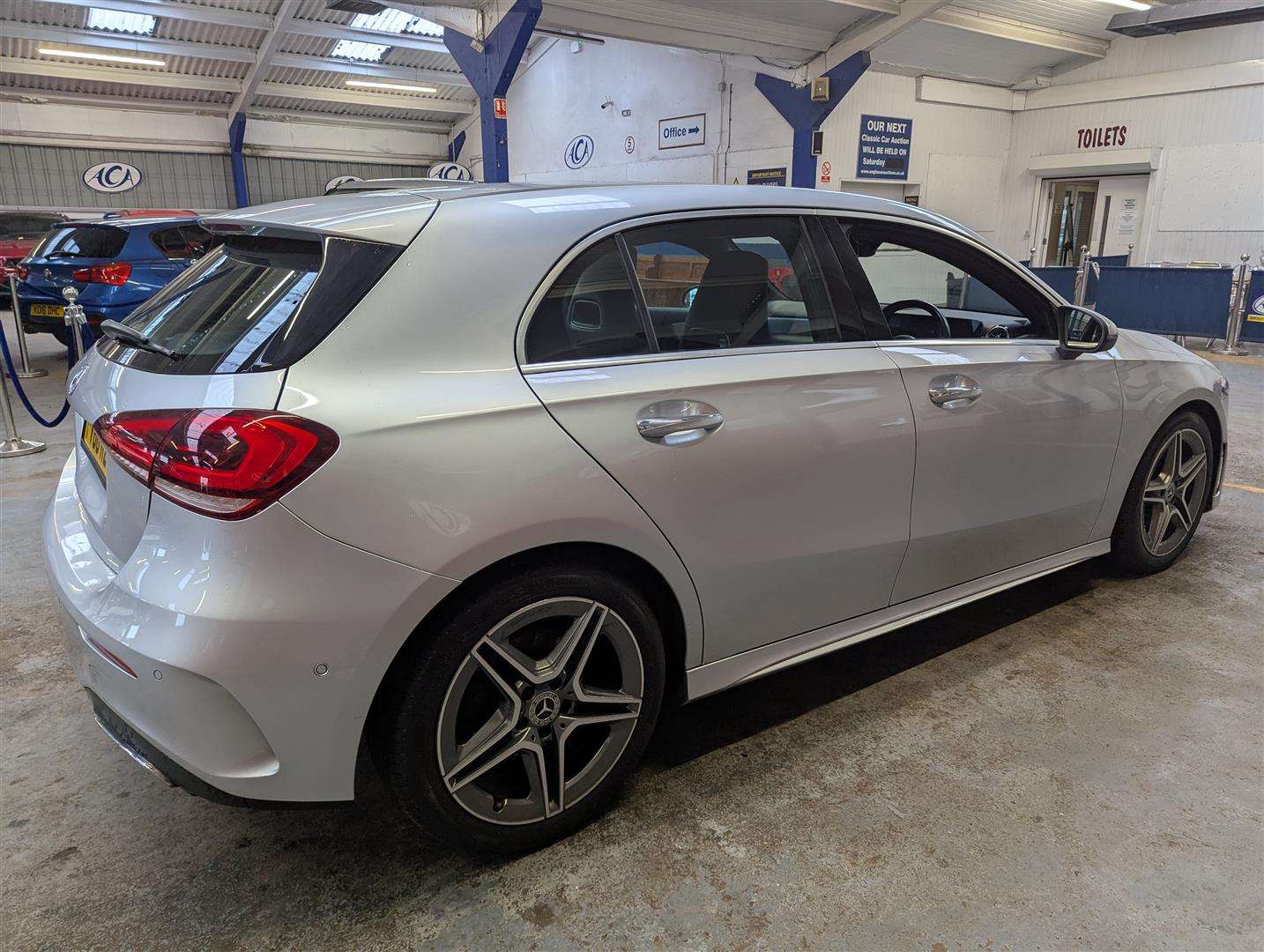 <p>2018 MERCEDES-BENZ A 200 AMG LINE PREMIUM AUTO</p>
