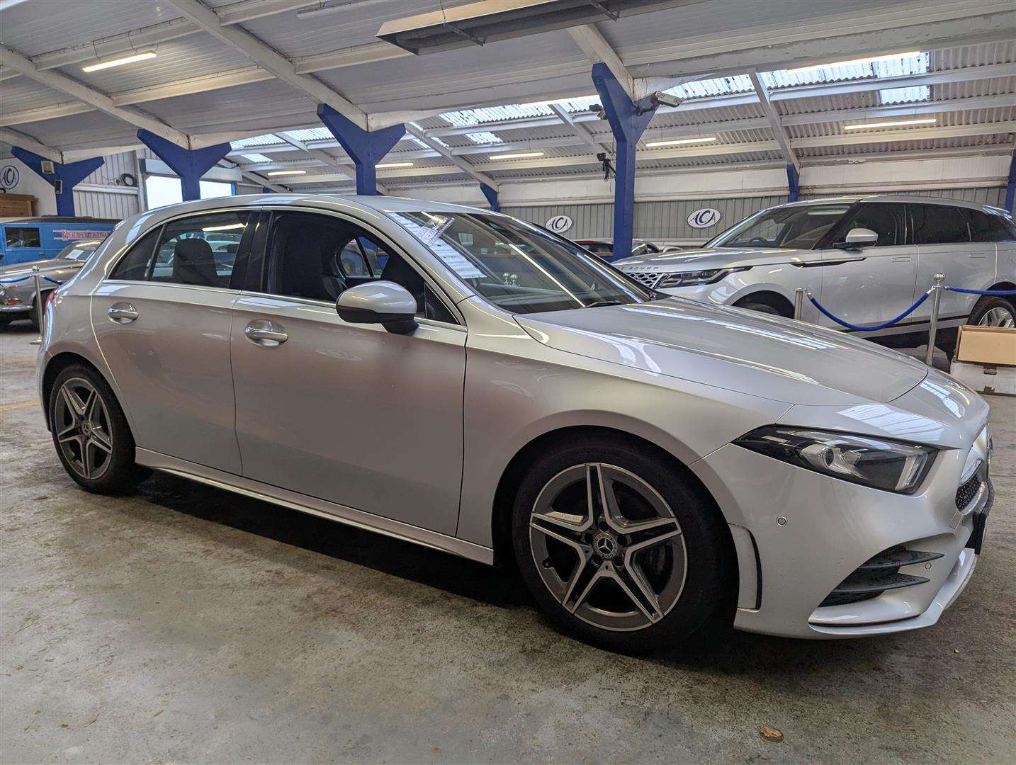 <p>2018 MERCEDES-BENZ A 200 AMG LINE PREMIUM AUTO</p>