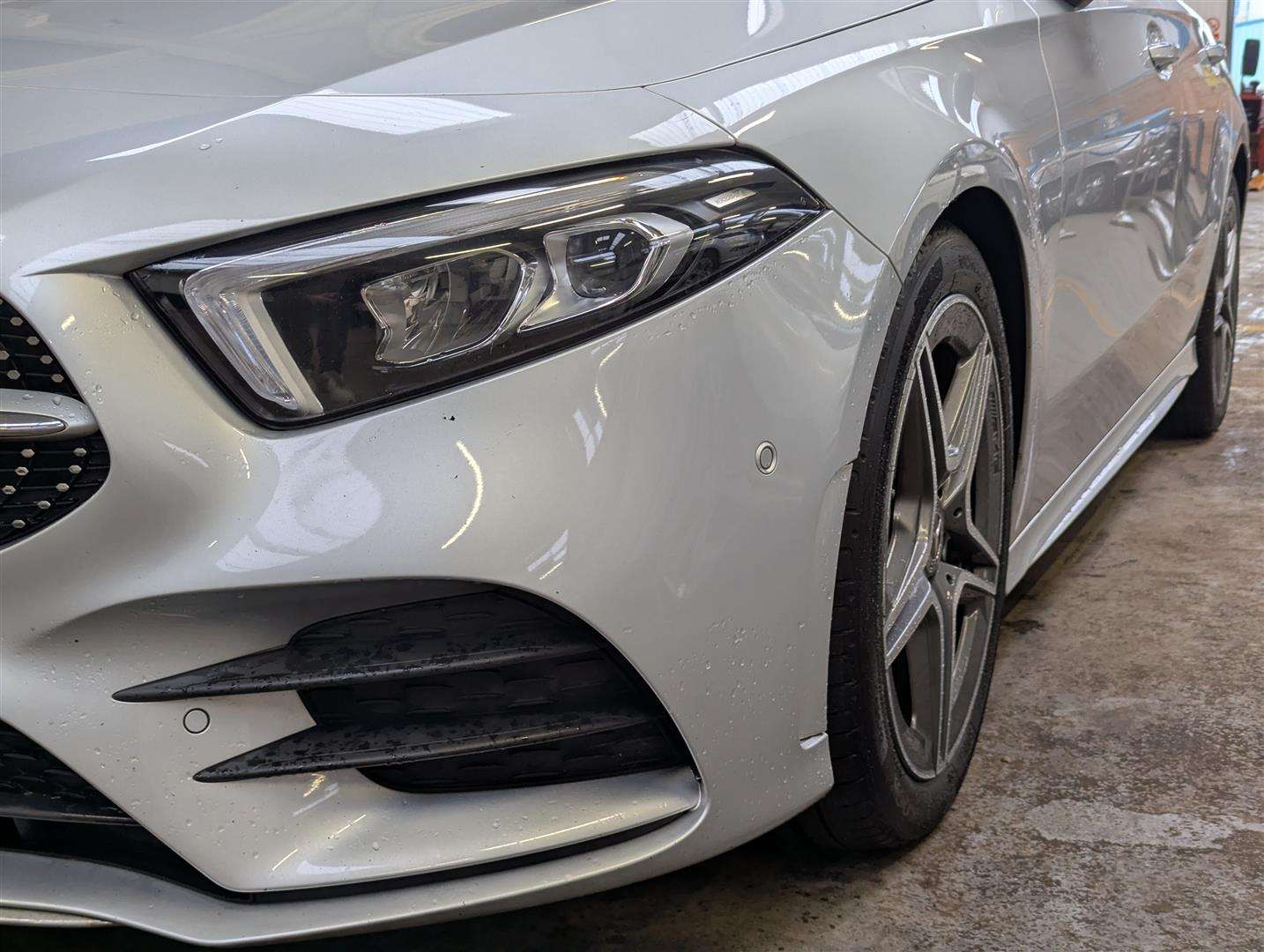 <p>2018 MERCEDES-BENZ A 200 AMG LINE PREMIUM AUTO</p>