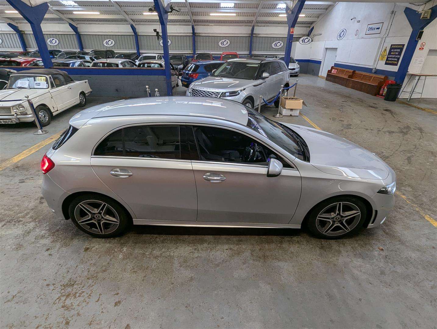 <p>2018 MERCEDES-BENZ A 200 AMG LINE PREMIUM AUTO</p>