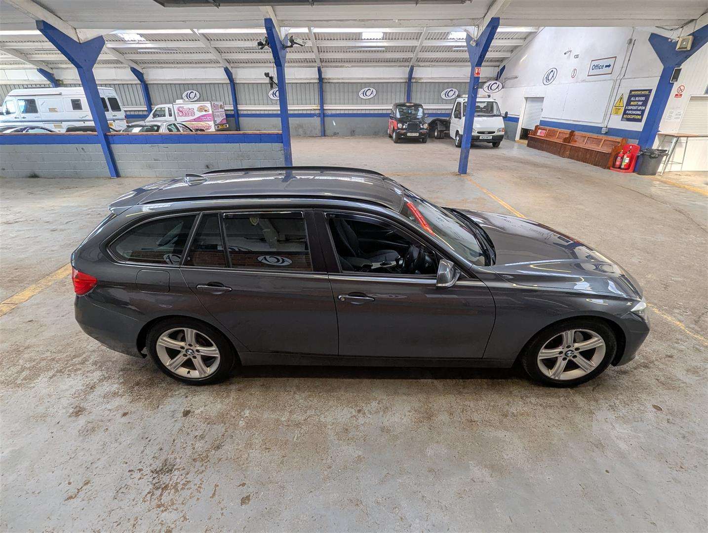 <p>2013 BMW 320D SE TOURING</p>