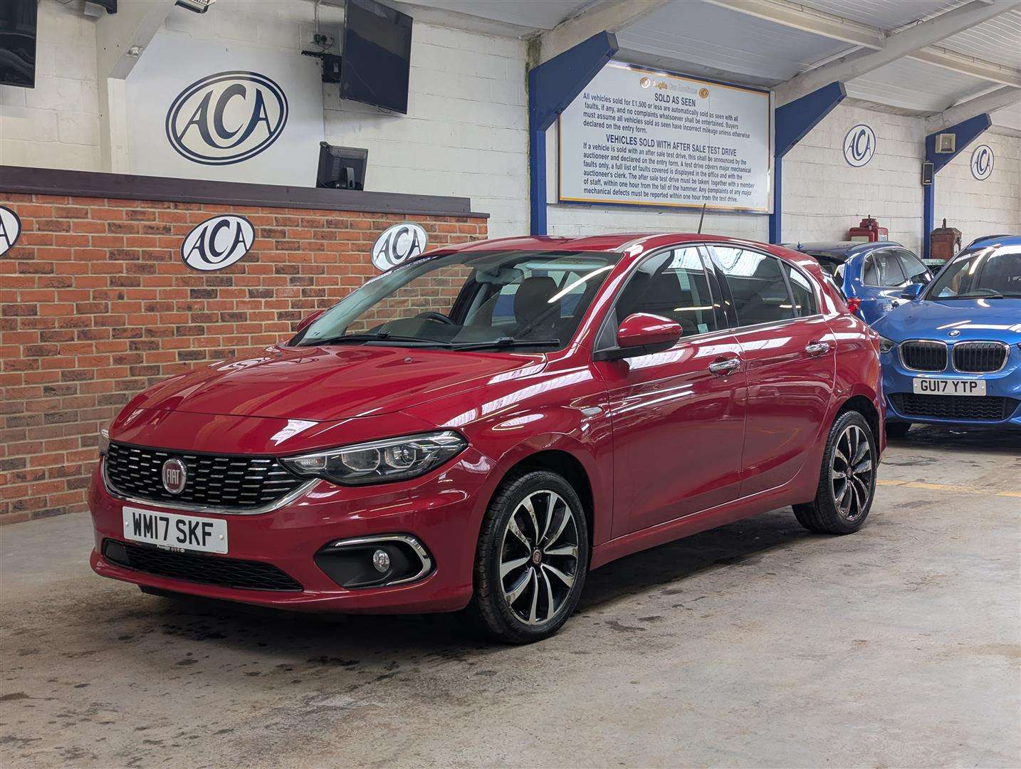 <p>2017 FIAT TIPO LOUNGE MULITJET</p>