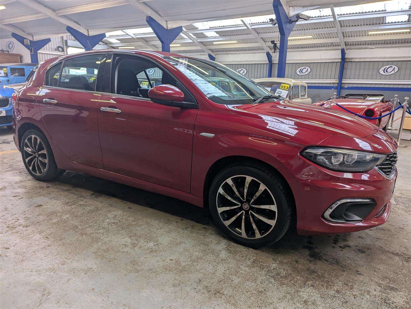 <p>2017 FIAT TIPO LOUNGE MULITJET</p>