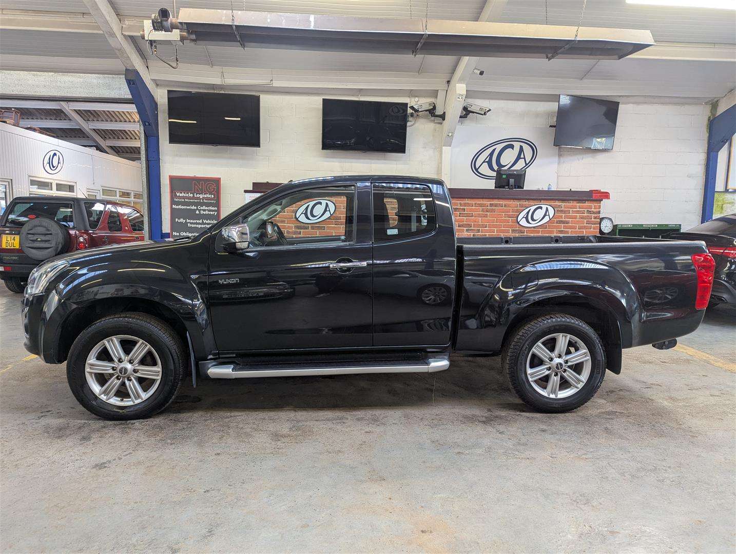 <p>2018 ISUZU D-MAX YUKON</p>