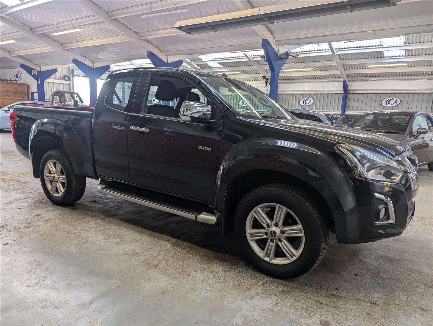 <p>2018 ISUZU D-MAX YUKON</p>