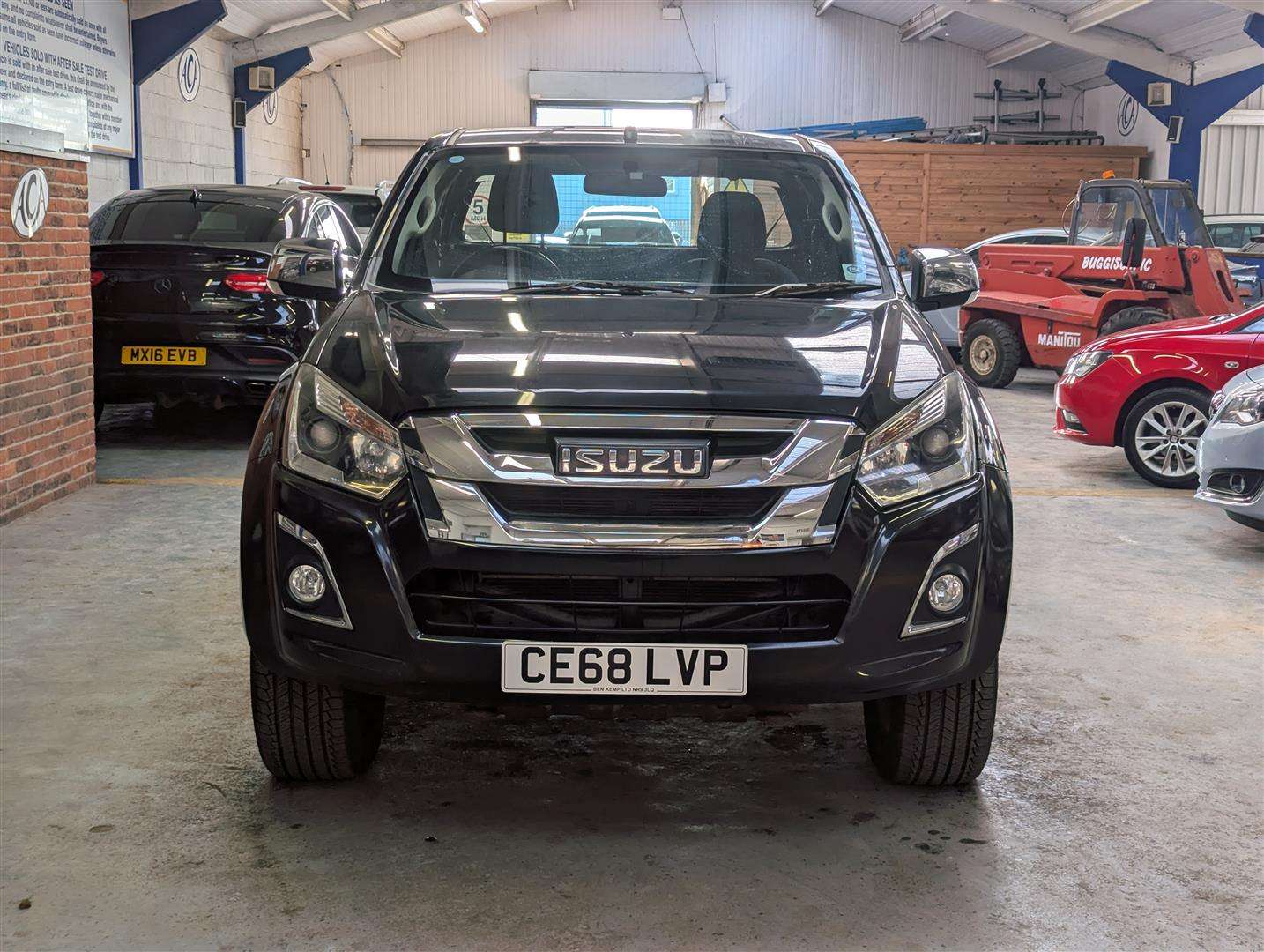 <p>2018 ISUZU D-MAX YUKON</p>