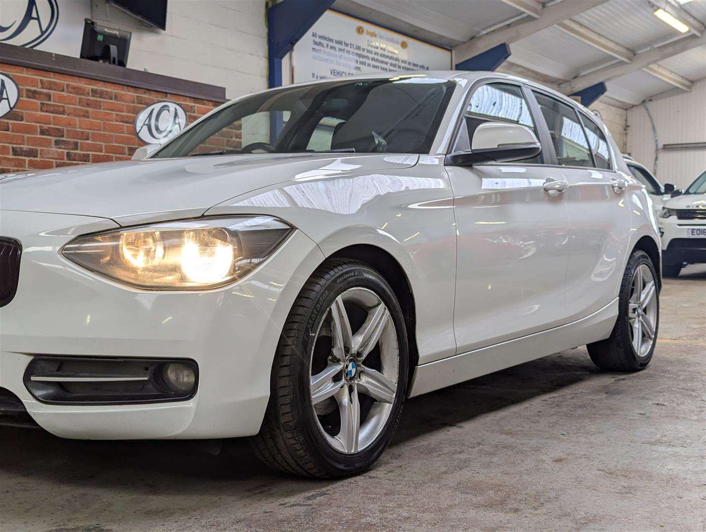 <p>2012 BMW 116D SPORT</p>