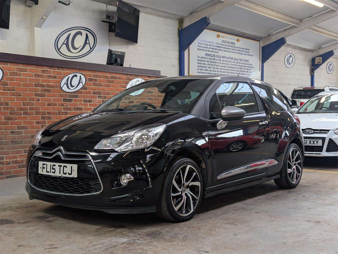 <p>2015 CITROEN DS3 DSTYLE + PURETECH S/S</p>