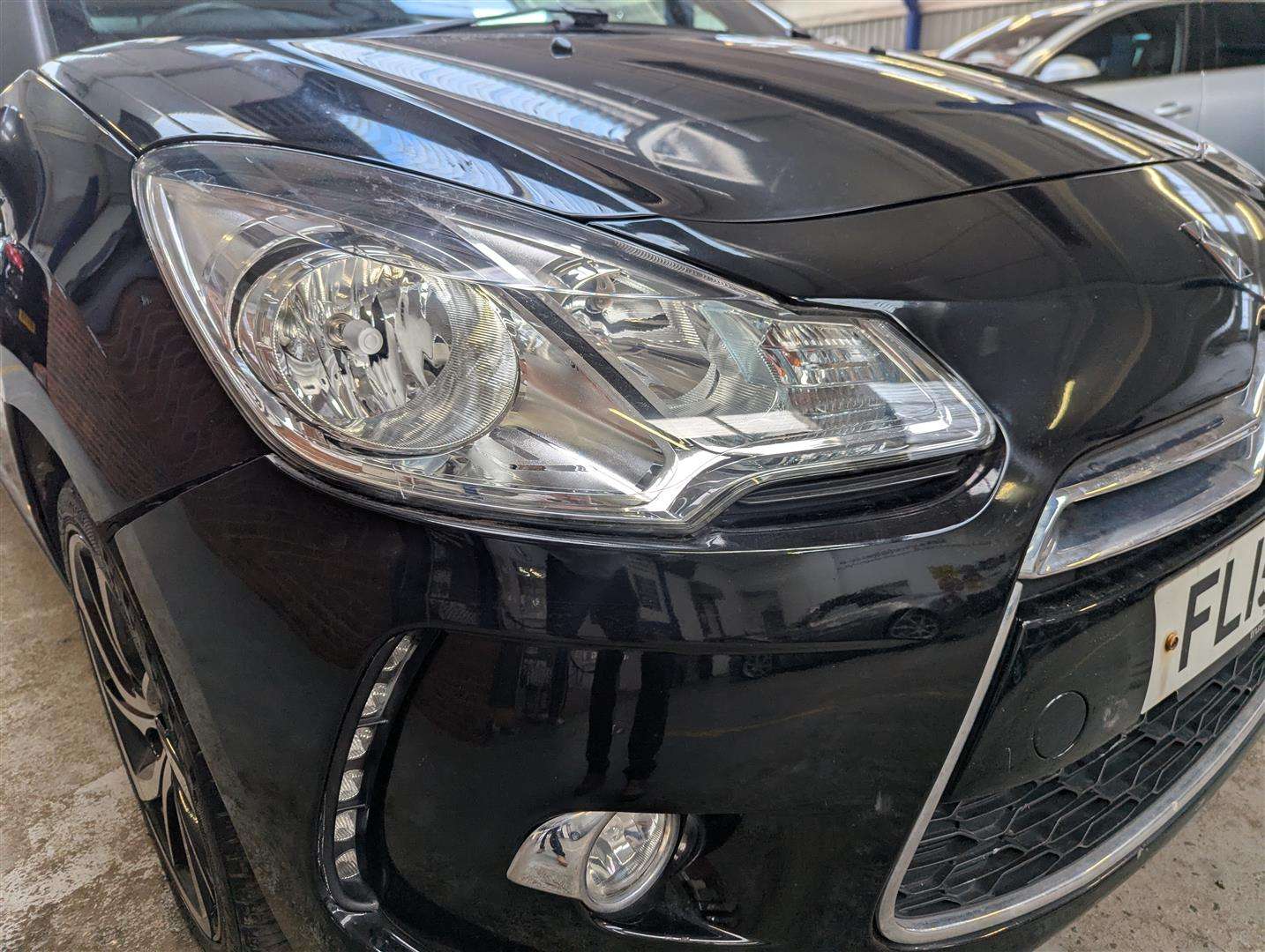 <p>2015 CITROEN DS3 DSTYLE + PURETECH S/S</p>