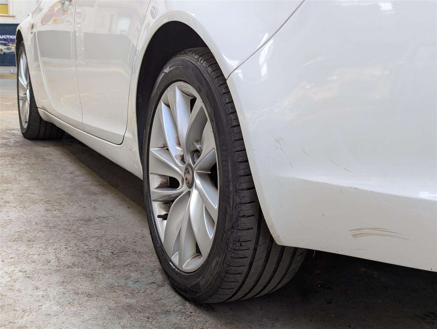 <p>2013 VAUXHALL INSIGNIA SRI CDTI</p>
