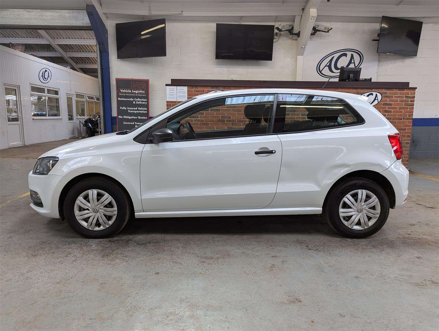 <p>2015 VOLKSWAGEN POLO ** SOLD</p>