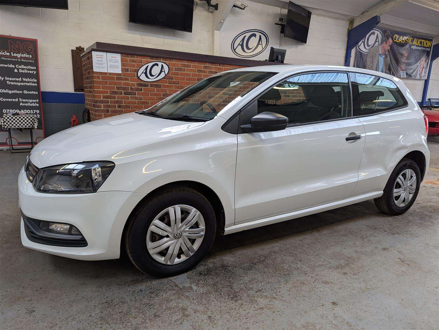 <p>2015 VOLKSWAGEN POLO ** SOLD</p>