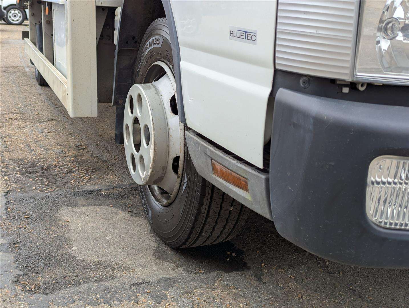 <p>2015 MITSUBISHI FUSO CANTER 7C18 38 AUTO</p>