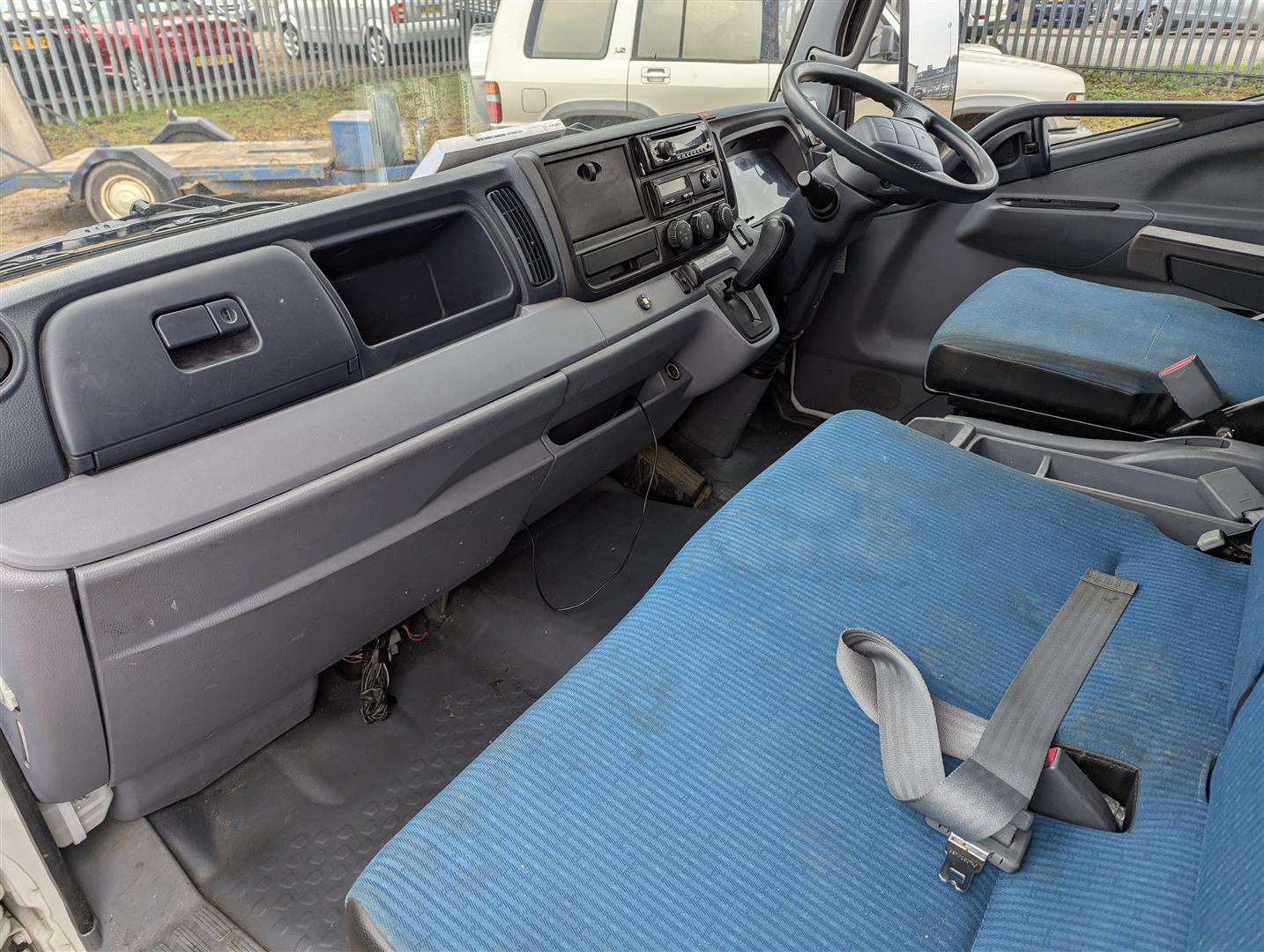 <p>2015 MITSUBISHI FUSO CANTER 7C18 38 AUTO</p>