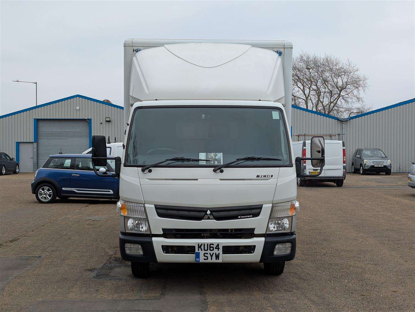 <p>2015 MITSUBISHI FUSO CANTER 7C18 38 AUTO</p>