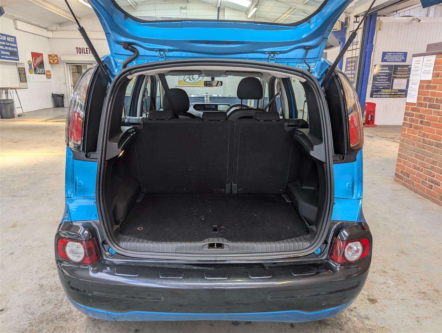 <p>2012 CITROEN C3 PICASSO VTR+ HDI</p>