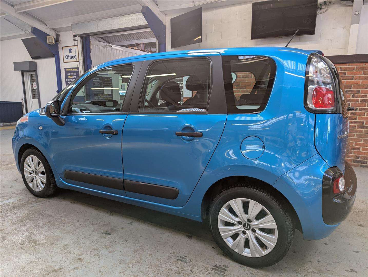 <p>2012 CITROEN C3 PICASSO VTR+ HDI</p>