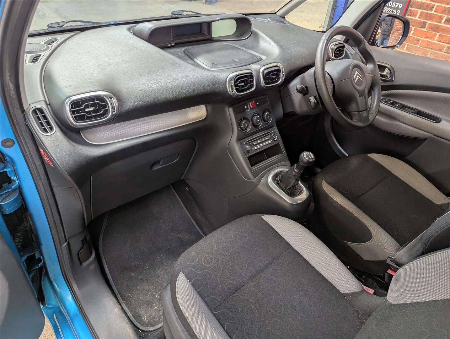 <p>2012 CITROEN C3 PICASSO VTR+ HDI</p>