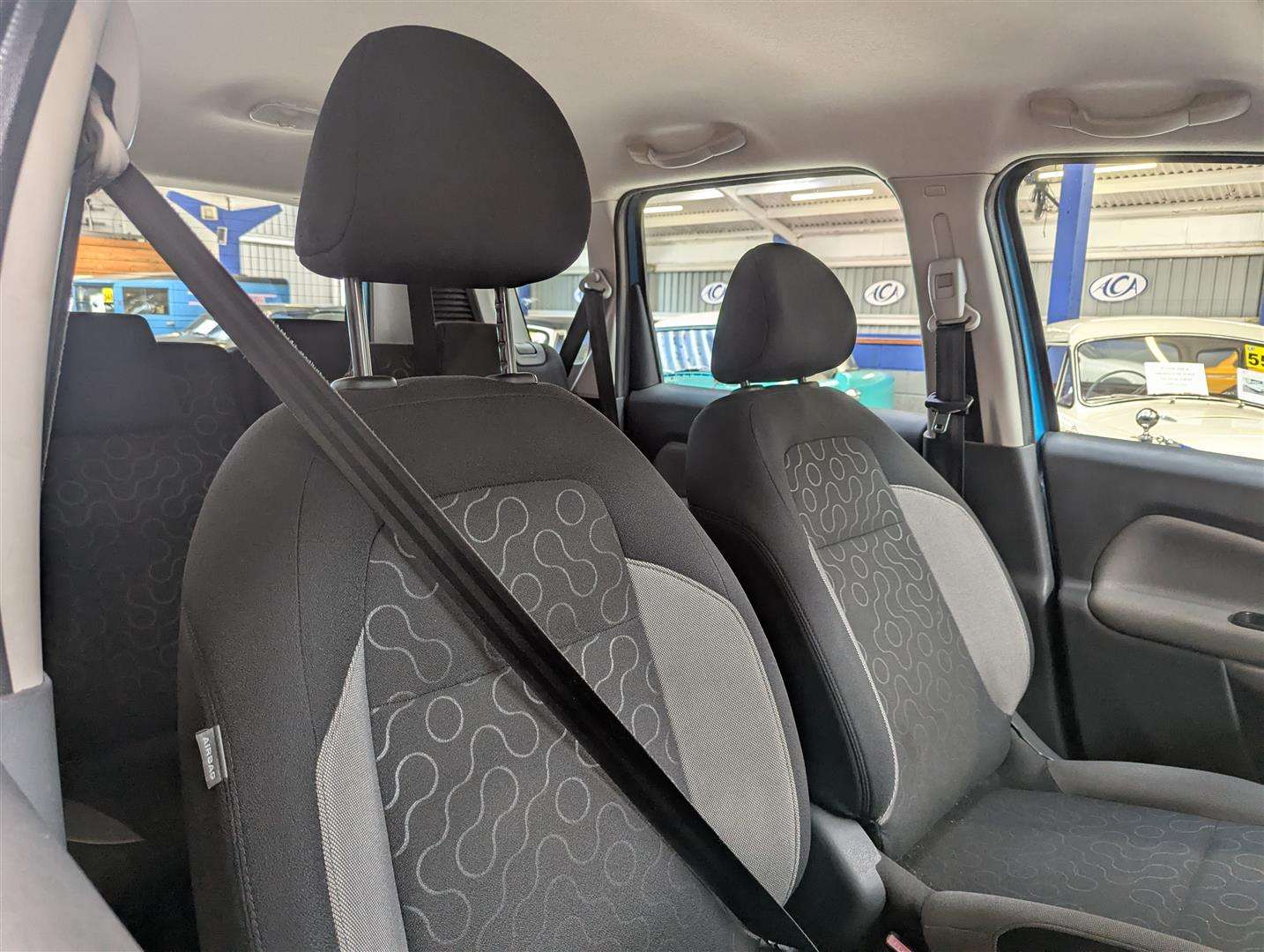 <p>2012 CITROEN C3 PICASSO VTR+ HDI</p>