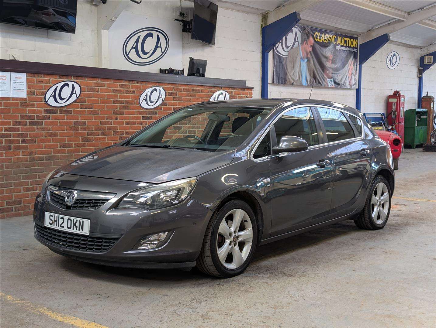 <p>2012 VAUXHALL ASTRA SRI</p>