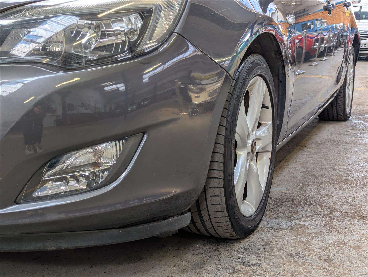 <p>2012 VAUXHALL ASTRA SRI</p>