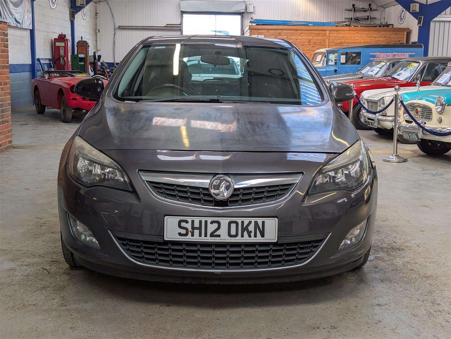 <p>2012 VAUXHALL ASTRA SRI</p>
