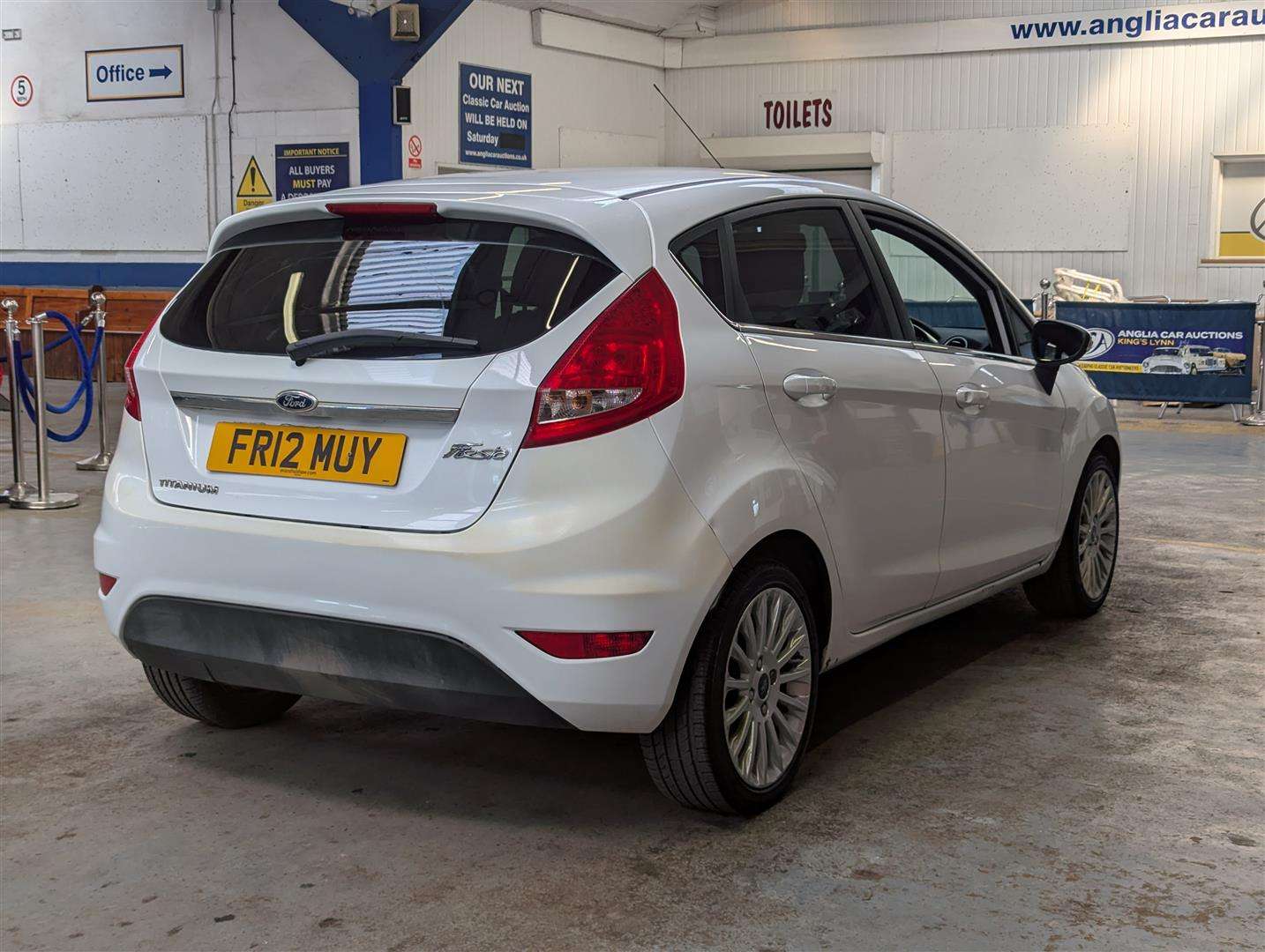 <p>2012 FORD FIESTA TITANIUM</p>